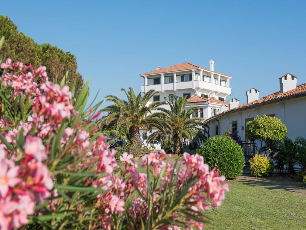 Mercure Civitavecchia Sunbay Park Hotel Esterno foto