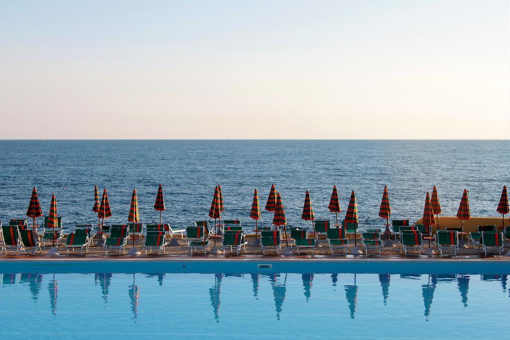 Mercure Civitavecchia Sunbay Park Hotel Esterno foto