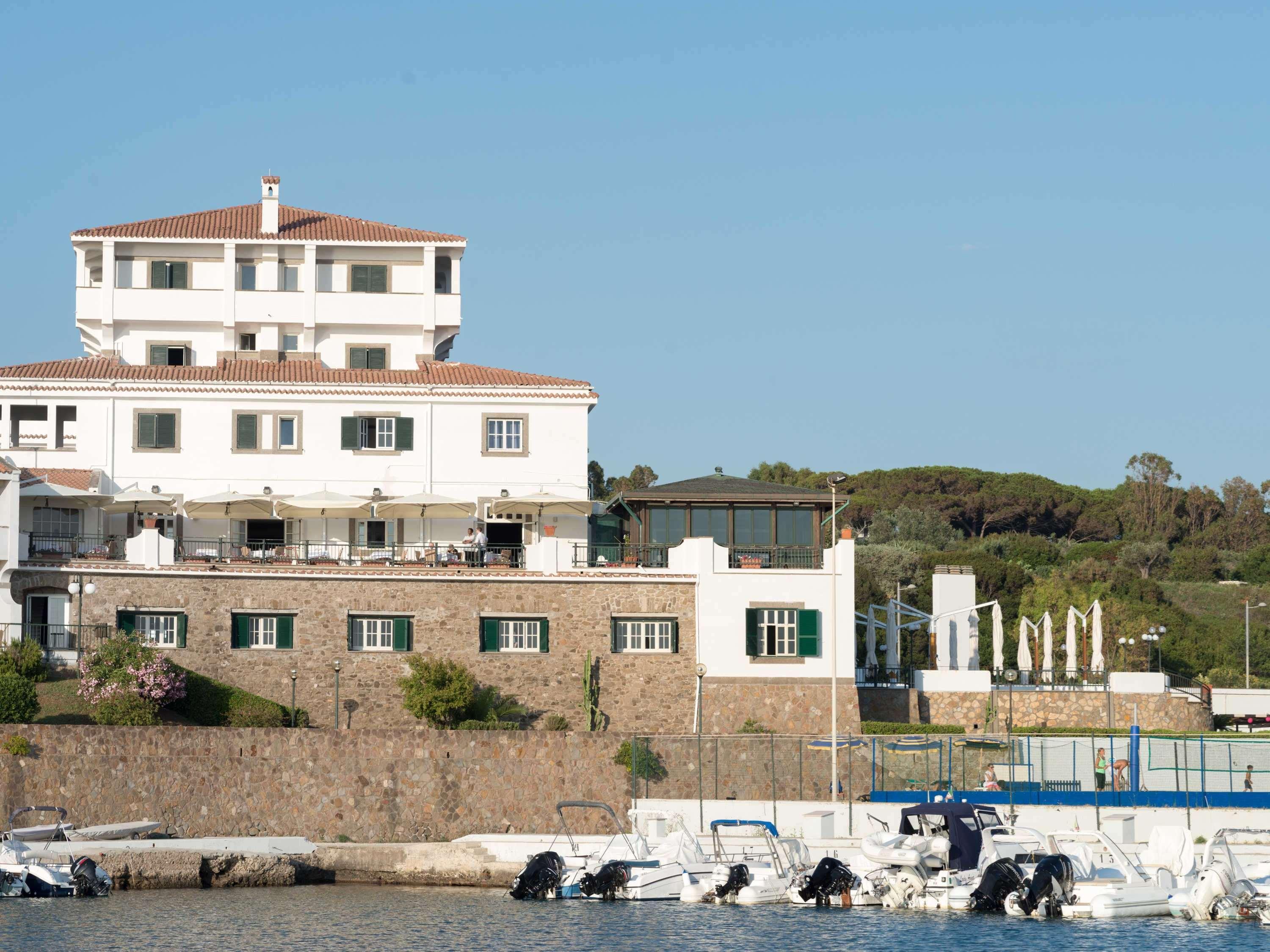 Mercure Civitavecchia Sunbay Park Hotel Esterno foto