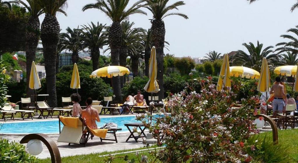 Mercure Civitavecchia Sunbay Park Hotel Esterno foto