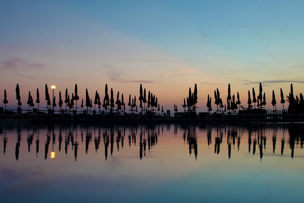 Mercure Civitavecchia Sunbay Park Hotel Esterno foto