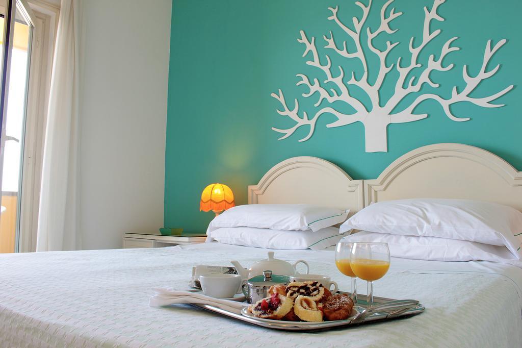 Mercure Civitavecchia Sunbay Park Hotel Esterno foto